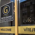 Grand 4*