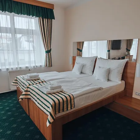 Szálloda Grand Hradec Králové
