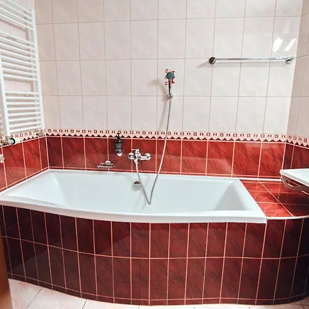 Hotel Grand 4*
