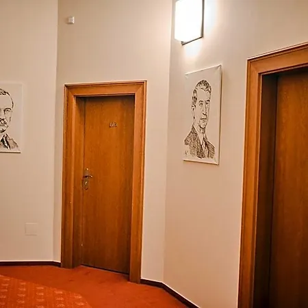 Hotel Grand 4*