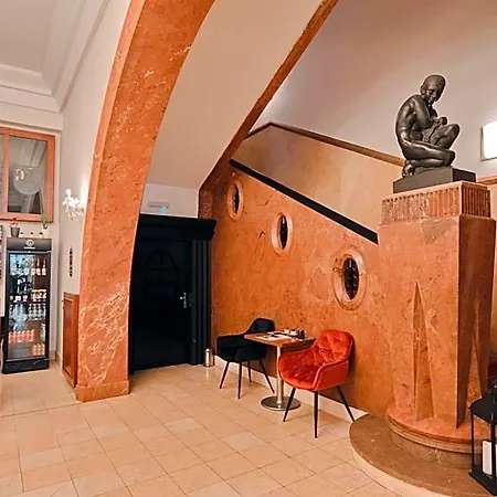Hotel Grand