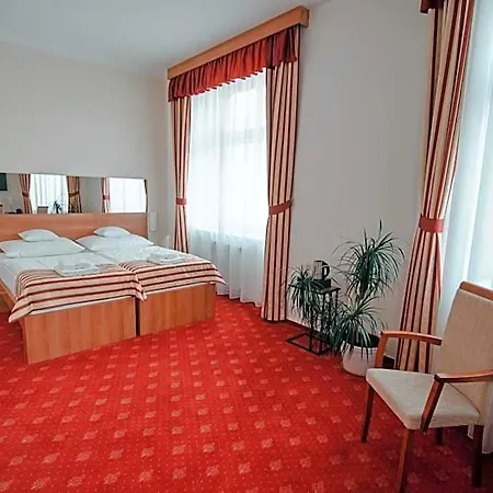 Grand Hotel